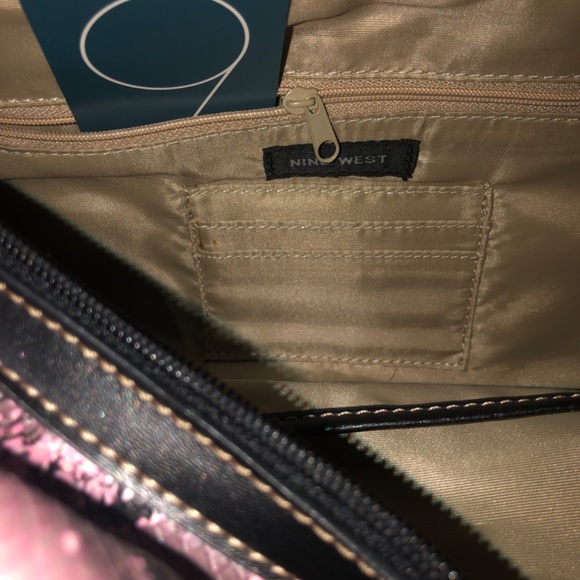 Holiday price drop SALE Nine West Pink Snakeskin Duffel Handbag - Picture 6 of 8